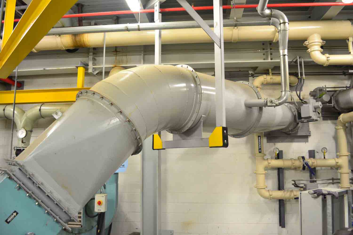 Large fabricated industrial ducting and extraction system in an Auckland plant